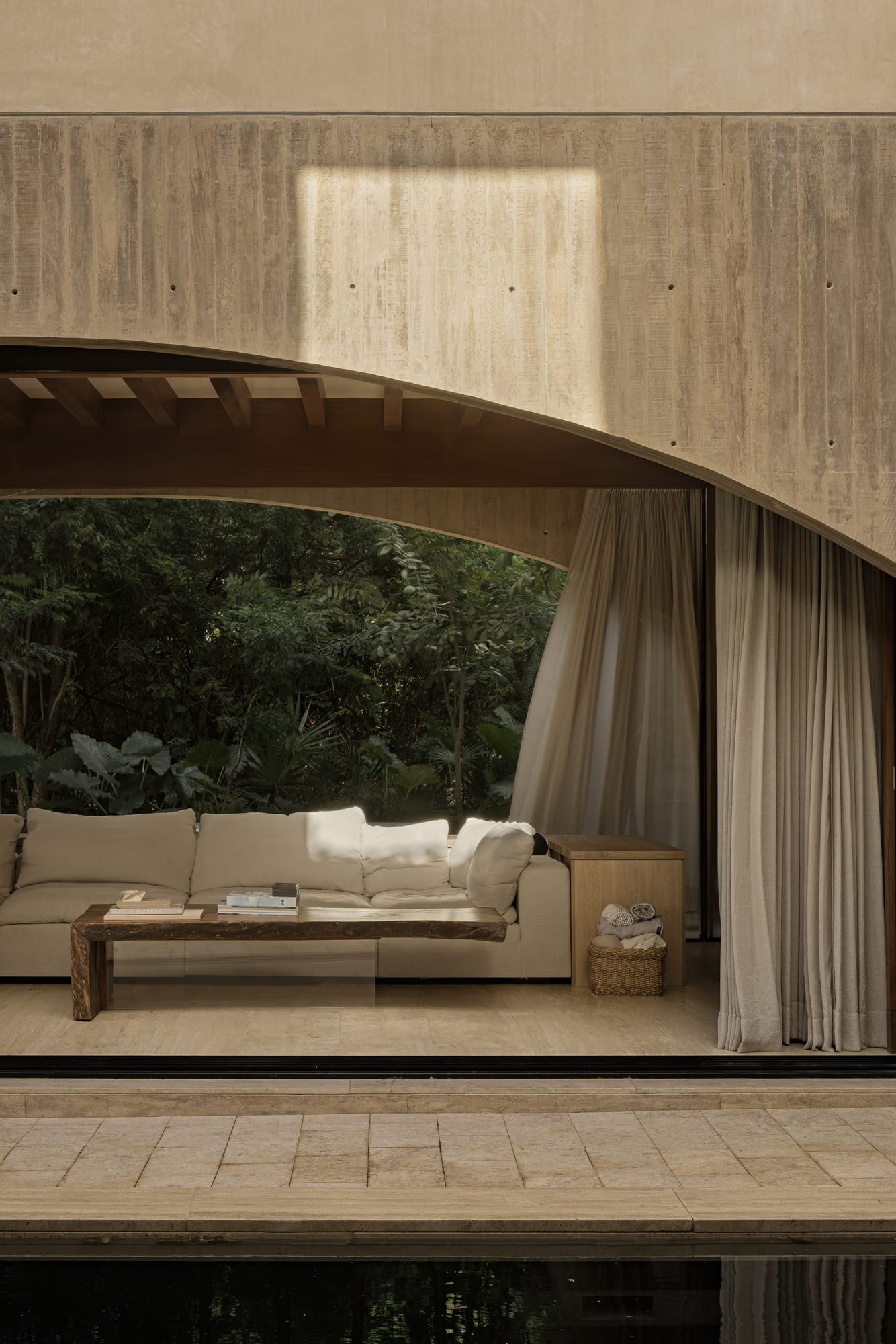 CASA DRAGONES 02
